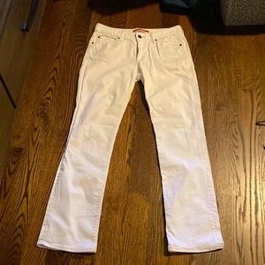 GAP curvy straight white jeans. Worn once.
